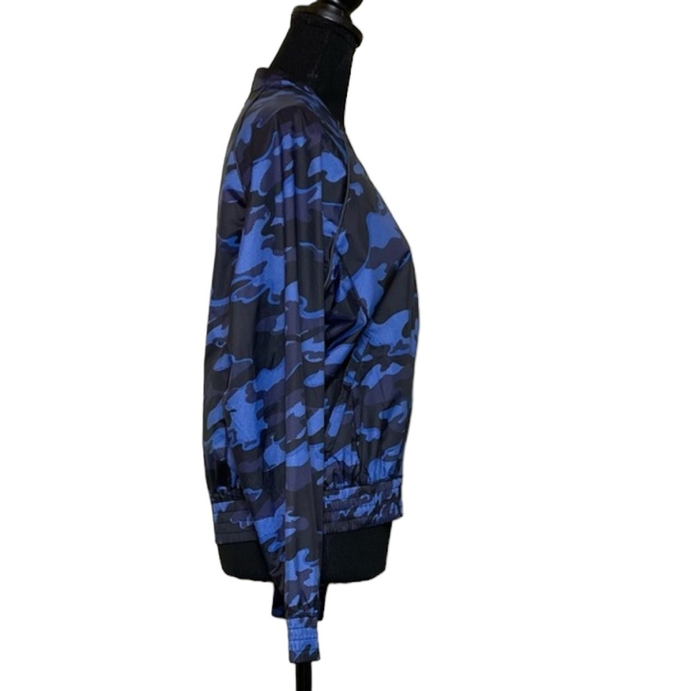 Ivy Park Cropped Camo Zip-Up Bomber Jacket (B) - Picture 6 of 14